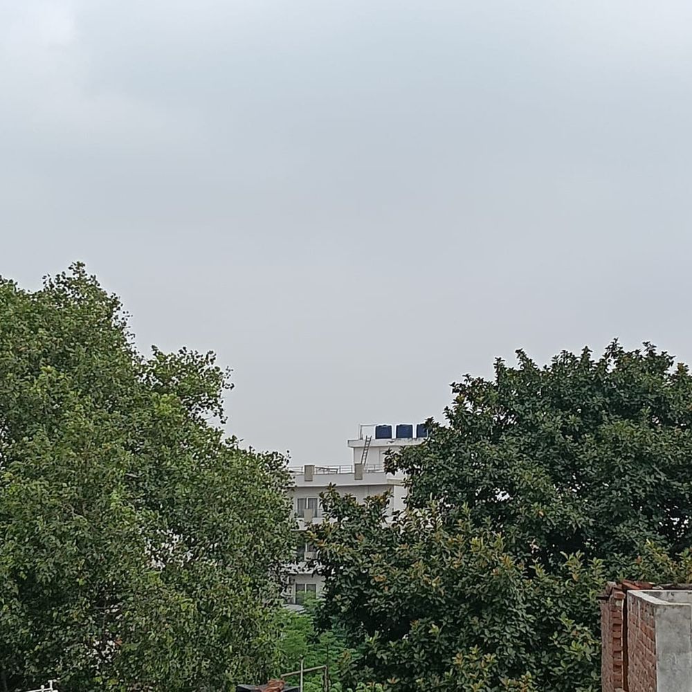 कानपुर में 24 घंटे में 4 डिग्री गिरा पारा:उमस भरी गर्मी से लोगों को मिली राहत, आज हो सकती है हल्की बूंदाबांदी