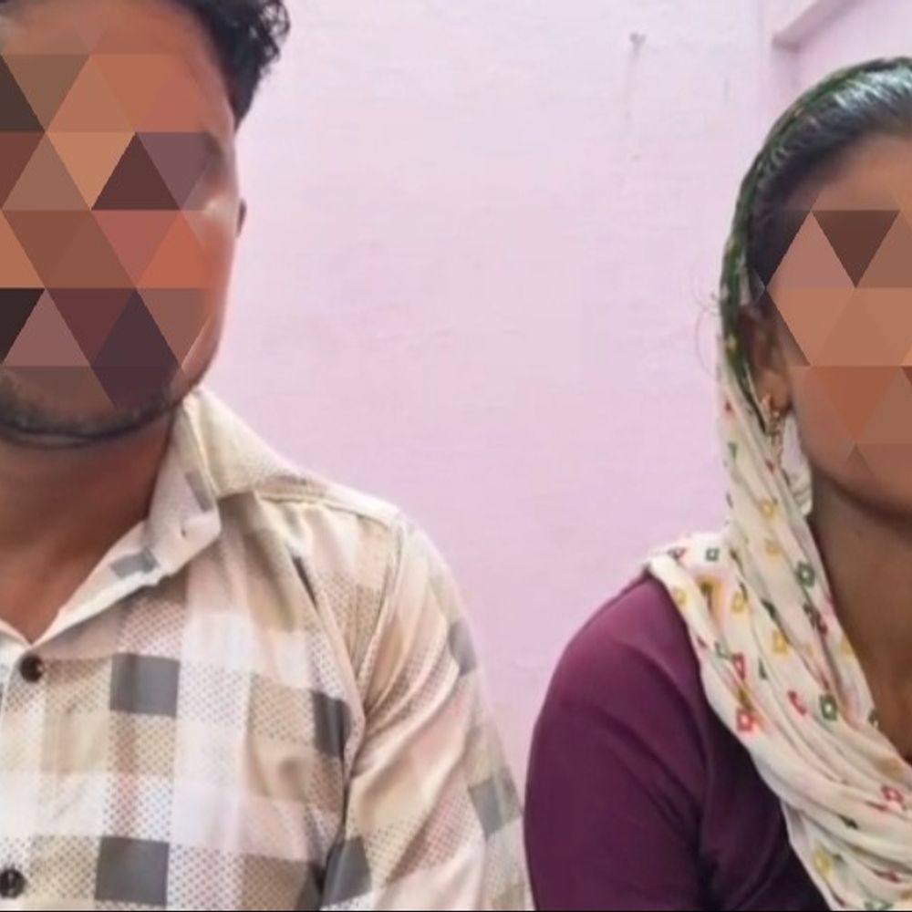 कलयुगी पिता ने नाबालिग बेटी से किया दुष्कर्म:अलीगढ़ में पीड़िता ने भाई के साथ थाने पहुंचकर दी तहरीर, बोली-कई महीने से अब्बु बना रहे शिकार