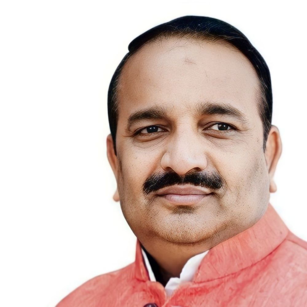 कौशांबी में प्रभारी मंत्री दिनेश प्रताप सिंह का दौरा:ब्लड डोनेशन कैम्प, सेवा पर्व प्रदर्शनी और स्वच्छता अभियान में होंगे शामिल