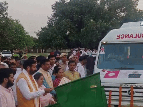 CM ने पंचकूला से रवाना की नमो शक्ति एंबूलेंस:  75 हजार महिलाओं की होगी कैंसर स्क्रीनिंग, स्वदेशी मशीनों के साथ रहेंगे डॉक्टर – Panchkula News