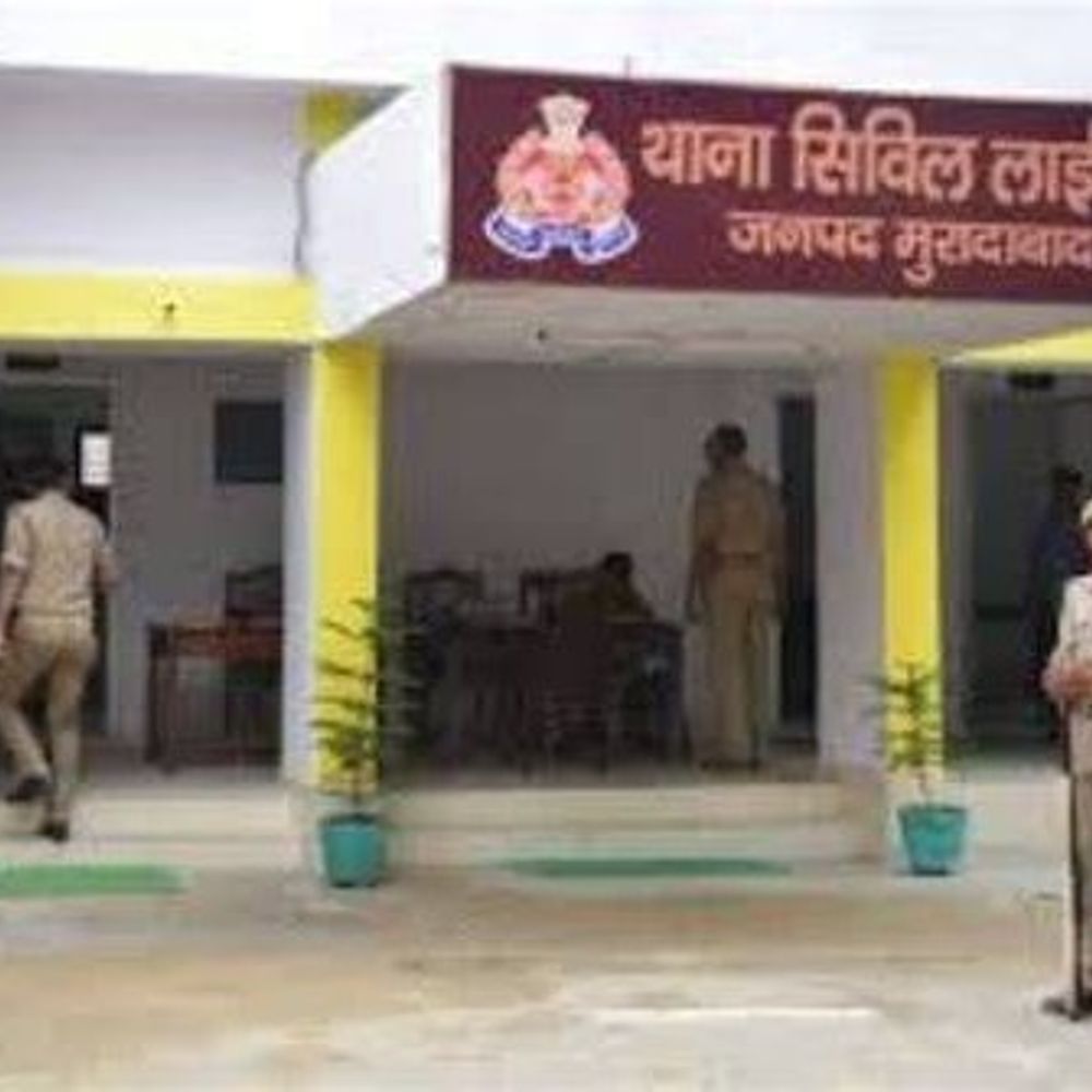 मुरादाबाद में बुजुर्ग ने लगाई इंसाफ की गुहार:बेटे-बहू और पोते पर संपत्ति हड़पने का आरोप, मारपीट और जान से मारने की धमकी में FIR