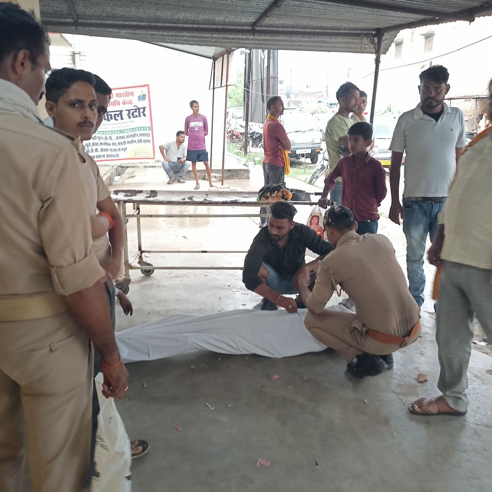 कमासिन में दो बाइकों की टक्कर से युवक की मौत:हादसे में गई जान , पुलिस ने शव पोस्टमार्टम को भेजा
