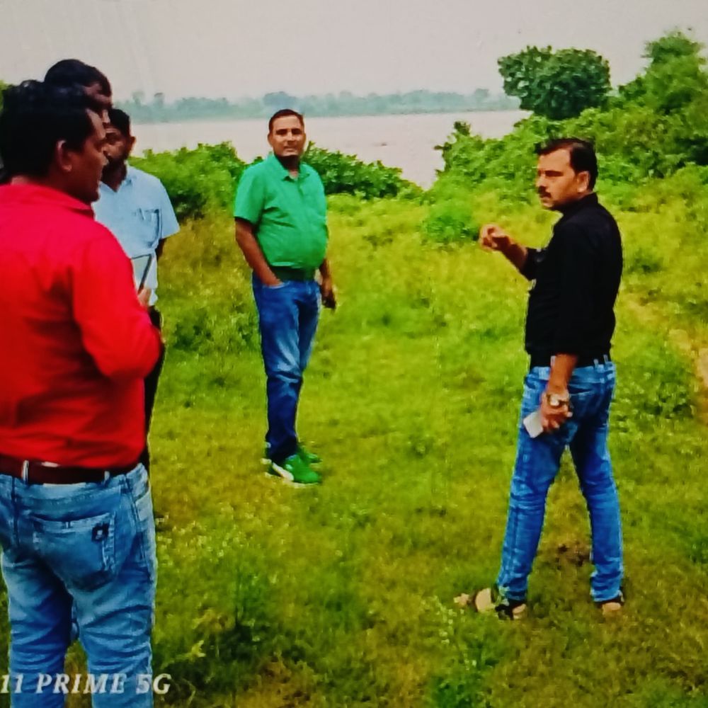 उपायुक्त ने आश्रय भवन स्थल का किया निरीक्षण