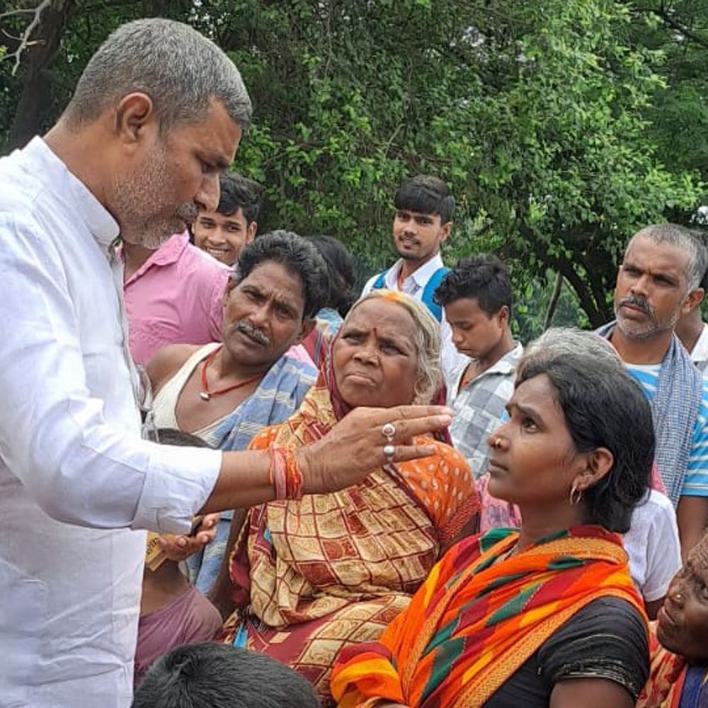 अरवल में जन सुराज यात्रा का समापन:मुखिया मनोज यादव ने प्रशांत किशोर के संदेश दिए, कुर्था शहीद स्थल पर माल्यार्पण