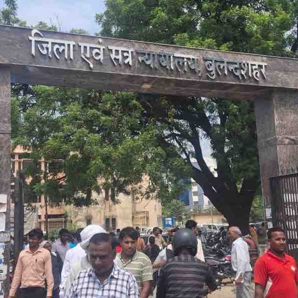 पुलिस पर हमले के दोषी को सजा:बुलंदशहर में 7 साल की कैद और 10 हजार रुपए जुर्माना
