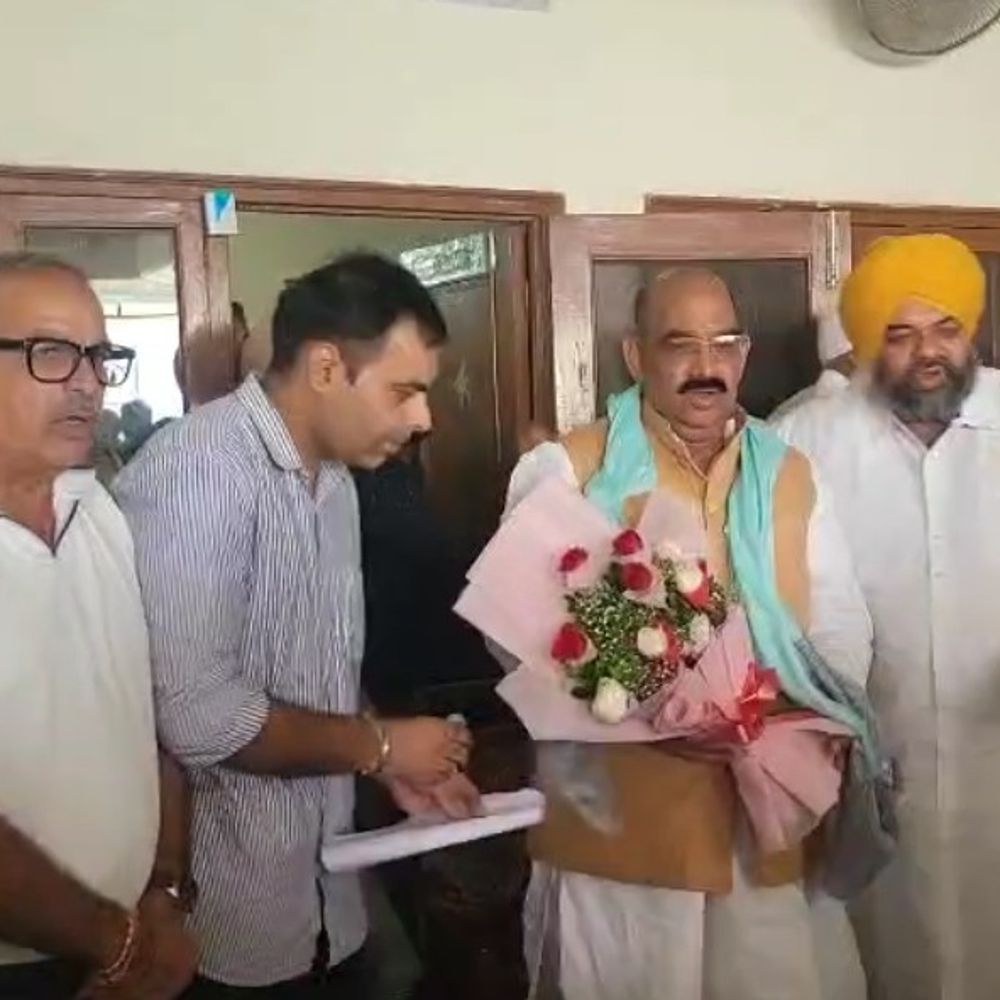 भाजपा नेता बोले-केंद्र सरकार पंजाब के साथ:  अश्वनी शर्मा ने बाढ़ प्रभावित इलाकों का दौरा किया, सरकार से राजनीति से ऊपर उठने की अपील की – Amritsar News