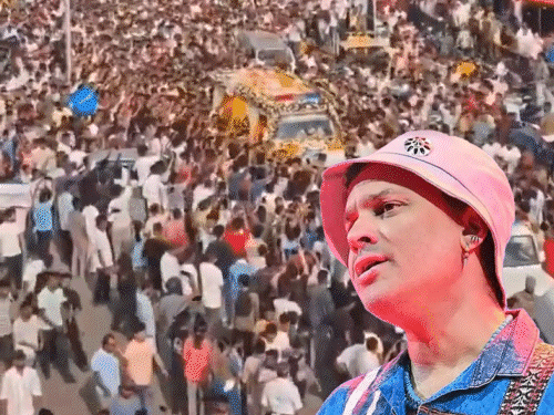 जुबीन गर्ग की अंतिम यात्रा:पत्नी गरिमा सैकिया ने रोते हुए ताबूत को गले लगाया, हजारों फैंस ने किए अंतिम दर्शन