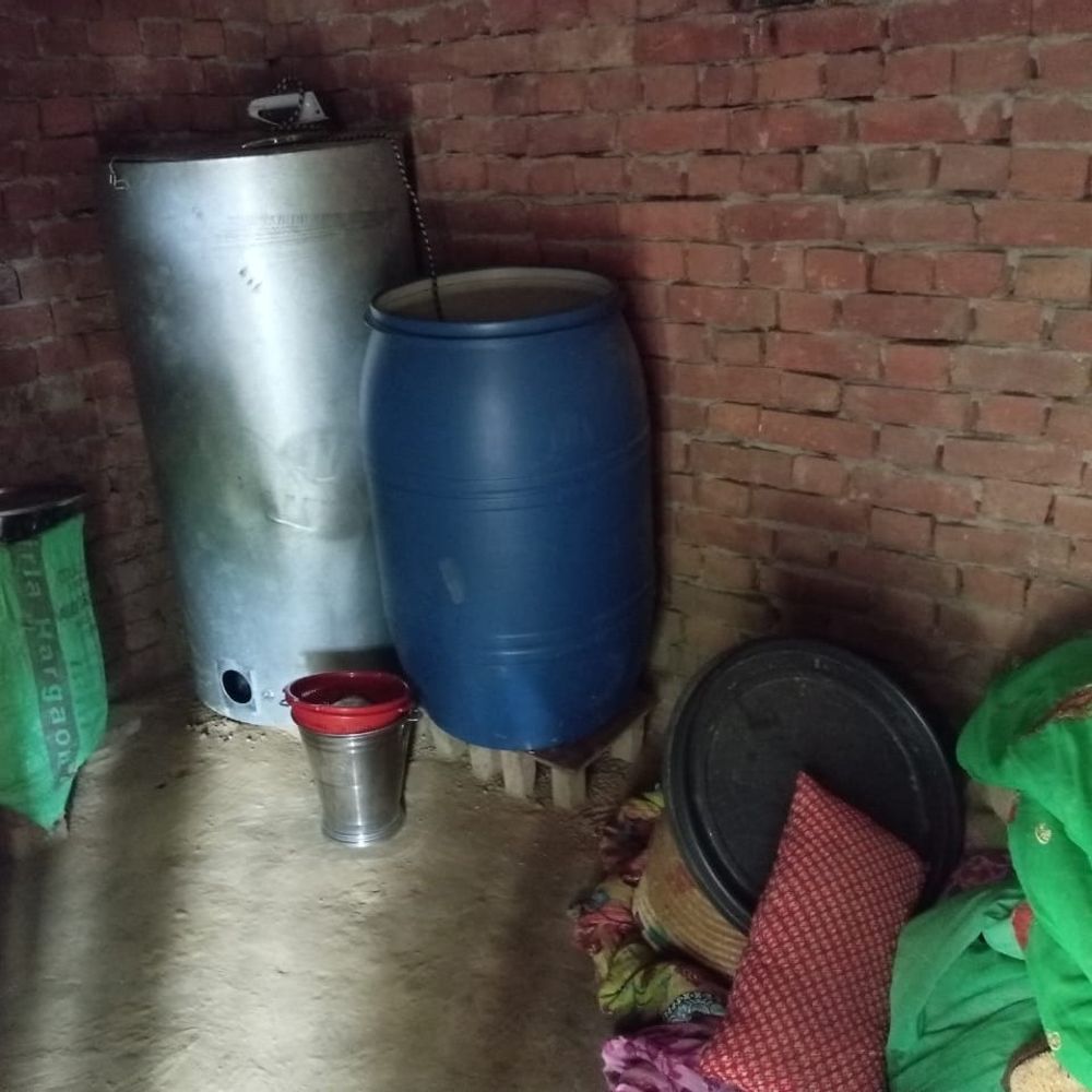 अयोध्या में चोरों का आतंक:रुदौली के बाद कसारी गांव में चोरी, नकदी और जेवरात उड़ाए