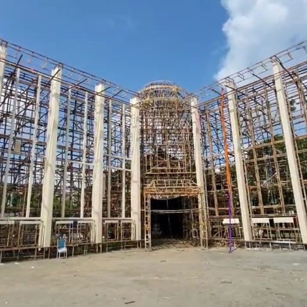 थल सेना भवन की तर्ज पर बन रहा पंडाल:  80 फीट ऊंचे पंडाल में ऑपरेशन सिंदूर का होगा प्रदर्शन, विशेष लाइटिंग भी दिखेगी – Hazaribagh News