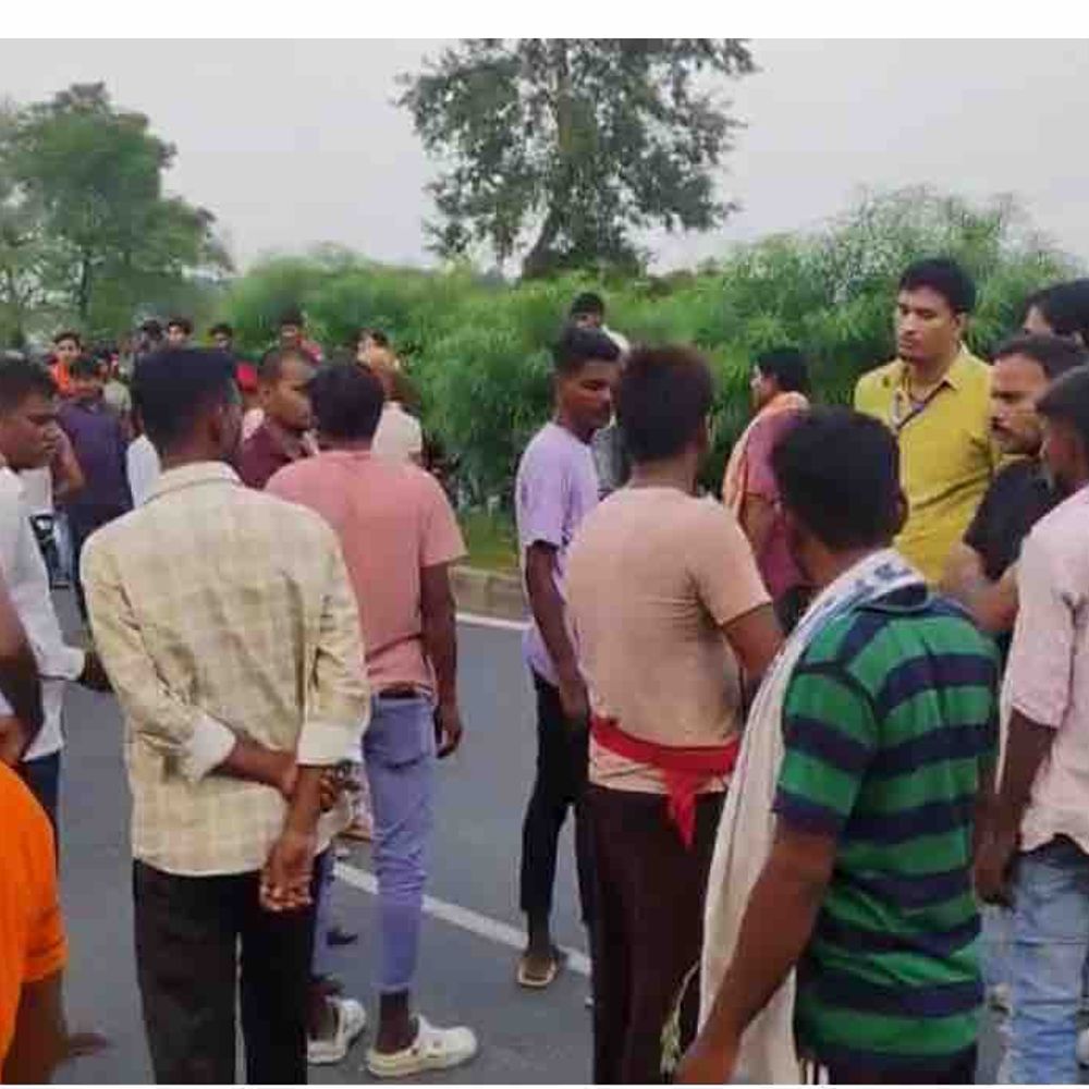 तालाब में डूबा 12 साल का आदित्य, NH-27 जाम:  मोतिहारी में NDRF की देरी से नाराज ग्रामीणों का हंगामा, अंधेरे में रोकना पड़ा रेस्क्यू – Motihari (East Champaran) News