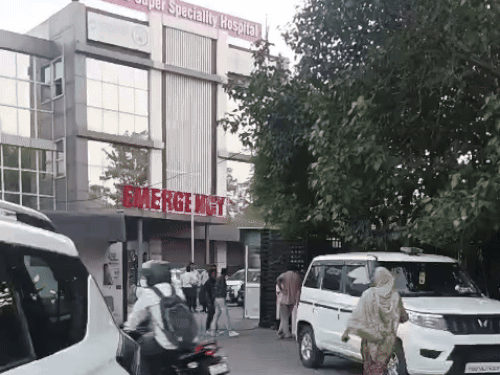 अस्पताल में महिला के प्राइवेट पार्ट्स से छेड़छाड़:मेल स्टाफ पर FIR; कैथल में डिलीवरी के वक्त बच्ची की मौत के बाद ICU में भर्ती थी