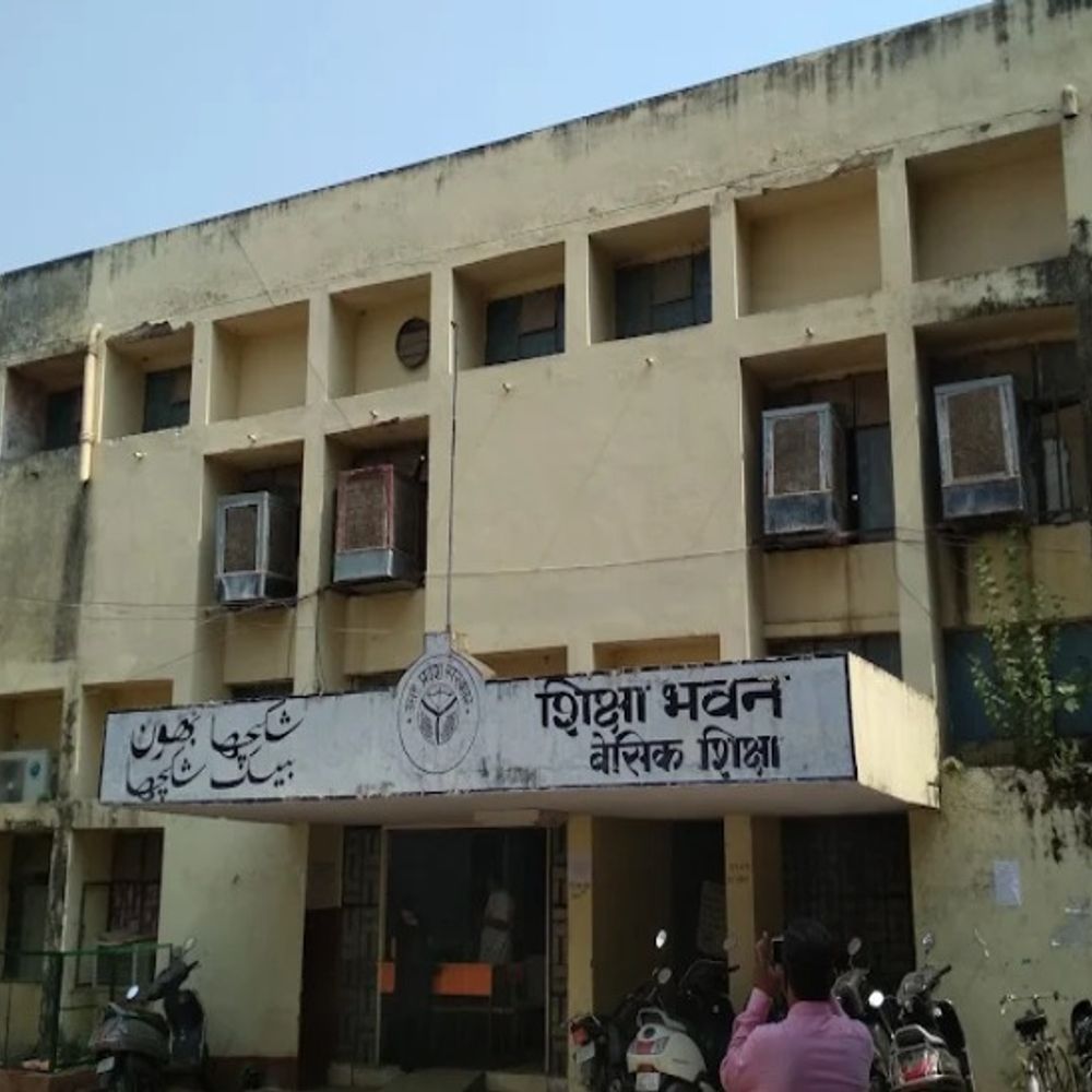 5 हजार शिक्षकों में नहीं मिल रहे 50 ARP:लखनऊ बीएसए ने तीसरी बार मांगे आवेदन, 22 अक्टूबर लास्ट डेट