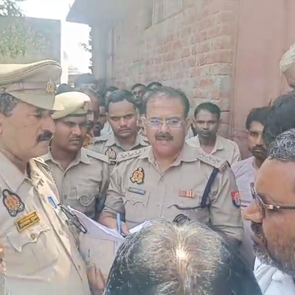 हमीरपुर में शौचालय केयरटेकर की हत्या मामला:पुलिस पुराने विवाद और चोरी के एंगल से कर रही जांच, संदिग्ध हिरासत में