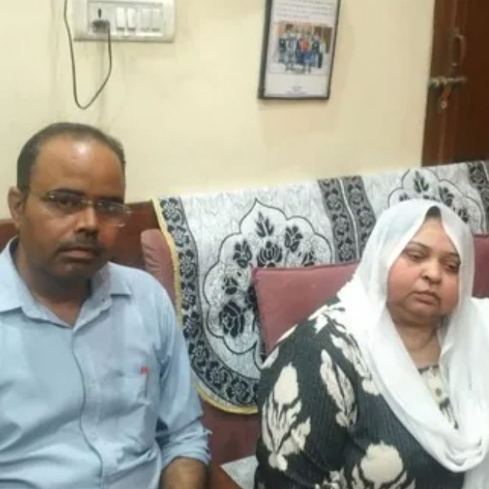 शादी कार्ड देने के बहाने घर में घुसे बदमाश:शिक्षक की पत्नी को बंधक बनाकर 1.75 लाख की लूट, जांच टीम गठित