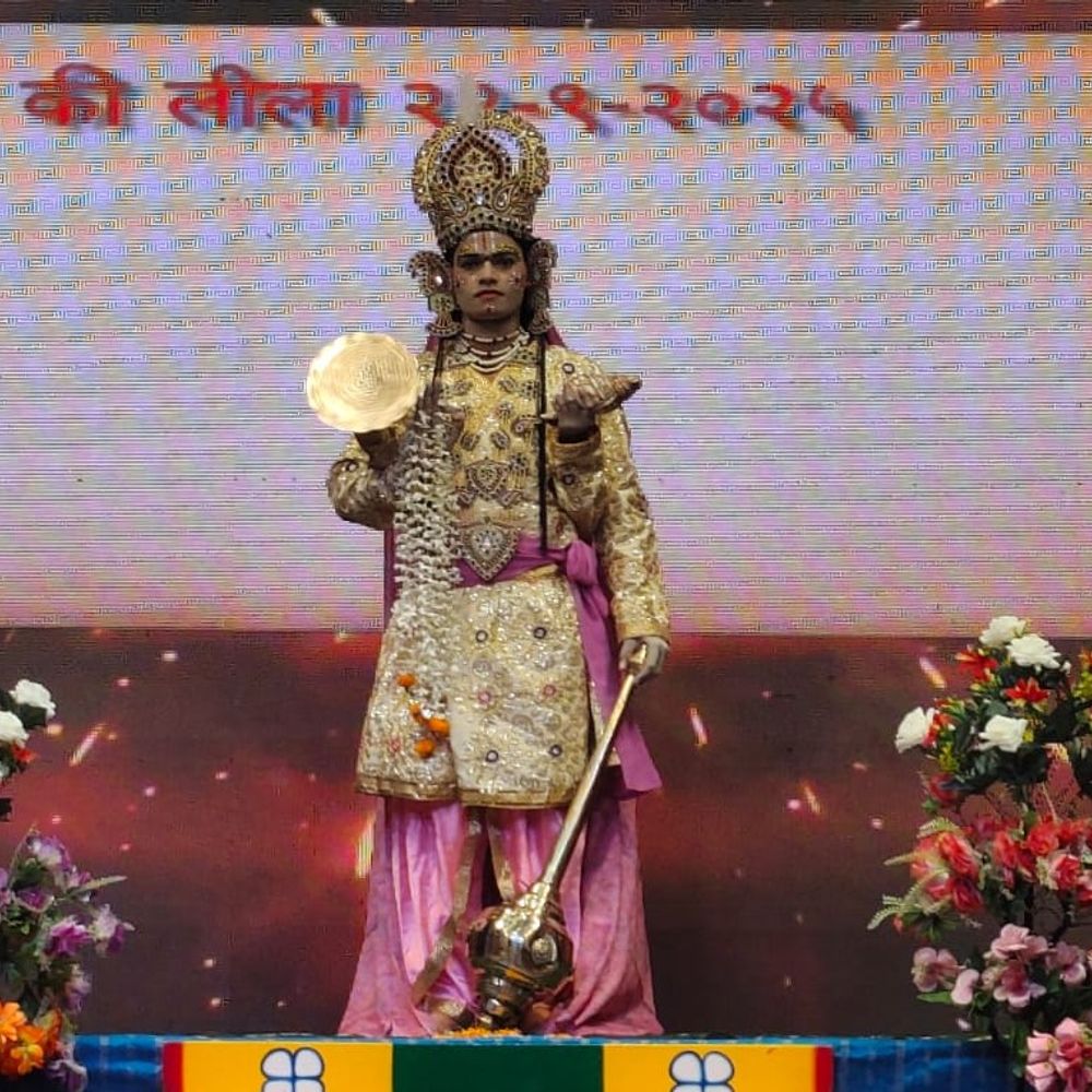 अयोध्या में 136 साल पुरानी रामलीला का आगाज:नारद मोह और रावण अत्याचार का मंचन, आधुनिक तकनीक से सजी प्रस्तुति