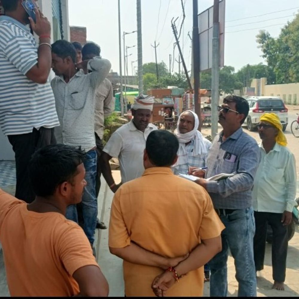 भदोही में बिजली विभाग की कार्रवाई:13 बड़े बकायेदारों के कनेक्शन काटे, 3.32 लाख की वसूली