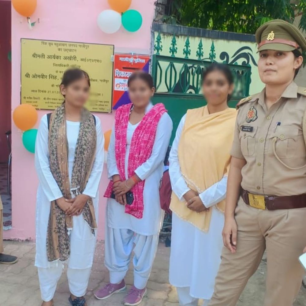 गाजीपुर में शुरू हुआ मिशन शक्ति फेस-5.0:महिला सुरक्षा के लिए हर थाने में मिशन शक्ति केंद्र, एंटी रोमियो टीम कर रही निगरानी