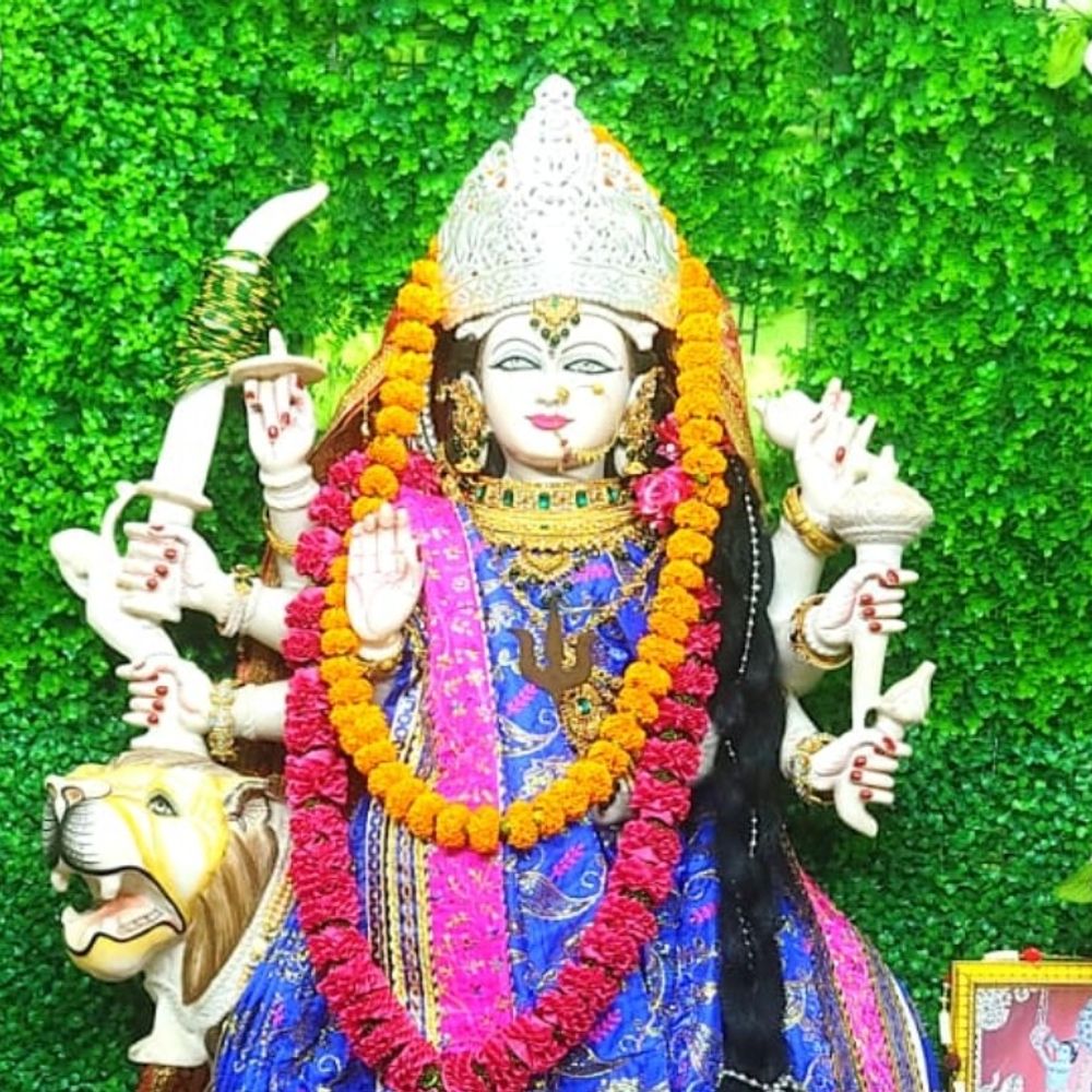 Pahadi Mai Temple of Ramanujganj is the center of faith | रामानुजगंज का पहाड़ी माई मंदिर आस्था का केंद्र: सात पहाड़ियों के बीच स्थित, दर्शन के लिए बिहार-यूपी और झारखंड से भी आते हैं श्रद्धालु - Balrampur (Ramanujganj) News 1 28bebf02 bb14 4c48 aaf3 3f1e53c1097c 1758684987446