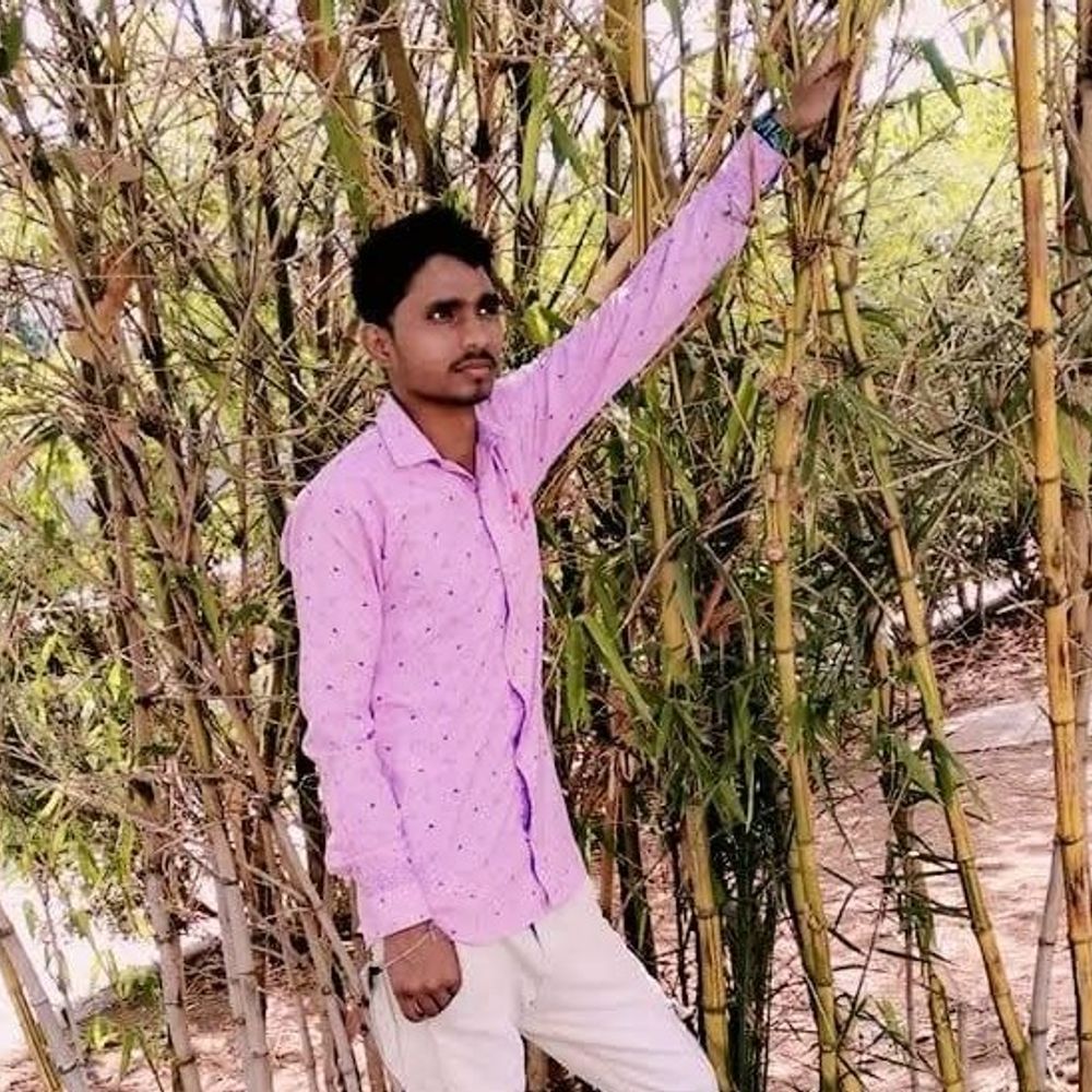 दुर्गा पूजा पंडाल करंट लगने से युवक की मौत:कौशांबी में मुंबई से गांव आया था, मौके पर तोड़ा दम