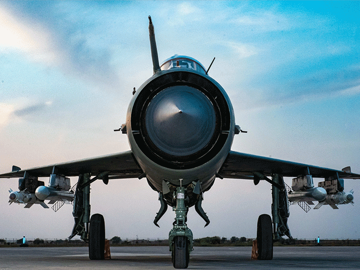 मैं मिग-21 एयरफोर्स से 26 सितंबर को रिटायर हो जाऊंगा:2 जंग लड़ीं, कारगिल में दुश्मनों के छक्के छुड़ाए, अब मैं बूढ़ा हो चुका...अलविदा