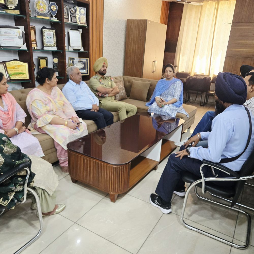 जगराओं में बसों में बच्चों की सुरक्षा पर प्रशासन सख्त:  स्कूल प्रबंधकों को पुलिस की दो टूक, SHO बोले-नियम नहीं माने तो होगी कार्रवाई – Jagraon News