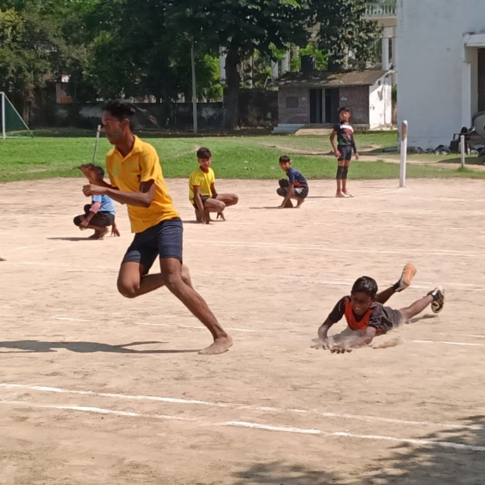 दीनदयाल उपाध्याय जन्मशताब्दी पर जिला स्तरीय खेल:बिजनौर में बैडमिंटन और खो-खो प्रतियोगिता का आयोजन, विजेताओं को मिलेगा नकद पुरस्कार