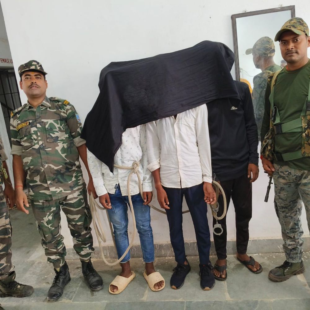 चोरी की एक बाइक को तीन लोगों ने खरीदा:  नावाबाजार पुलिस ने वाहन चेकिंग में पकड़ा, तीनों को भेजा जेल – Palamu News