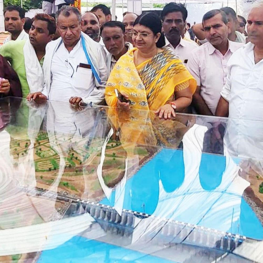 प्रधानमंत्री ने करोड़ों के विकास कार्यों का किया लोकार्पण-शिलान्यास:ईसरदा बांध का किया लोकार्पण, बीसलपुर बांध के पास बनास नदी पुल का शिलान्यास