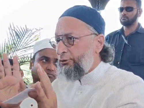 '‌BJP के लिए 'मुगले आजम' का गाना प्ले करना पड़ेगा':ओवैसी बोले- हैप्पी बर्थ-डे मोदी सही है तो आई लव मोहम्मद में एंटी नेशनल क्या