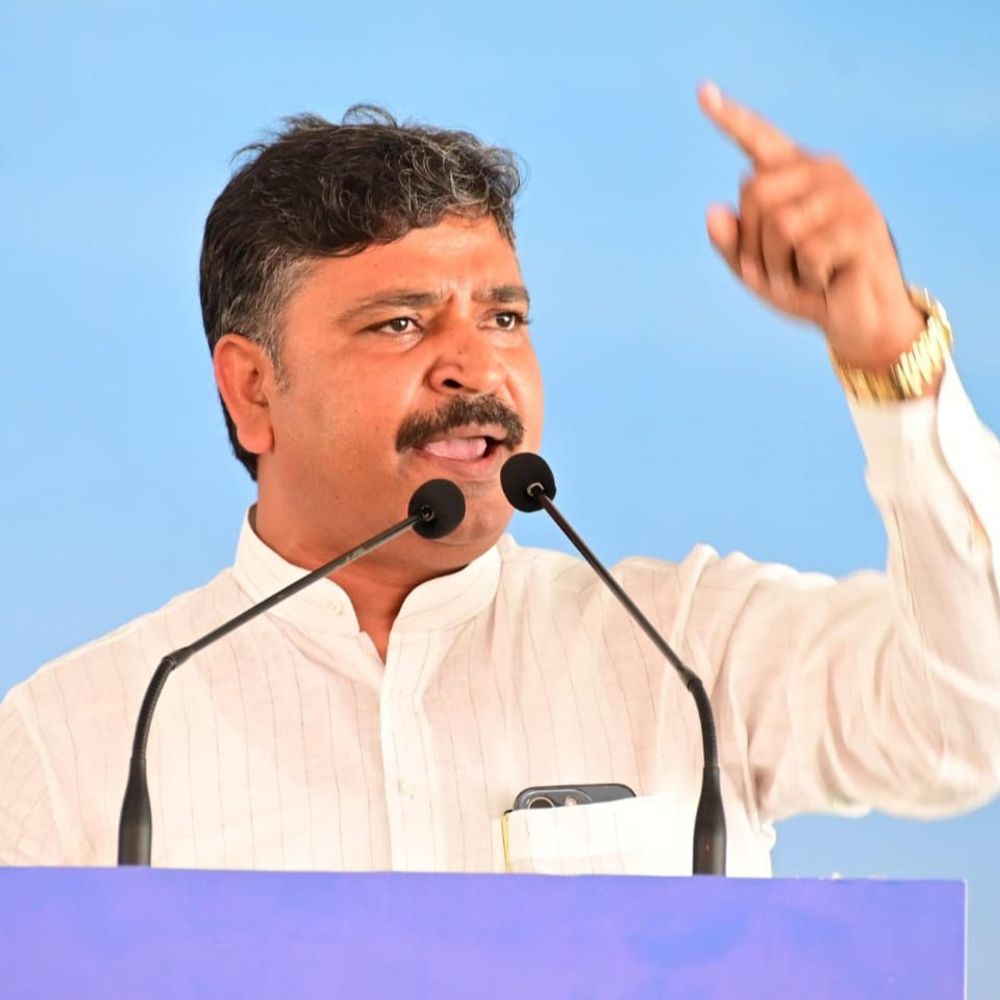 जूली बोले- कवंरलाल मीणा की सजा माफ करवा रही सरकार:पूर्व विधायक पर 27 केस, उसकी सजामाफी से क्या मैसेज देना चाहती है बीजेपी
