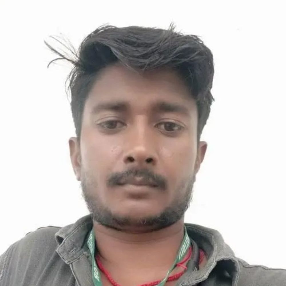 कंटेनर में घुसी रोडवेज बस, 1 की मौत, 5 घायल:कुशीनगर में चालक की लापरवाही से हादसा, एक्सीलेटर पर रखी मिली ईंट