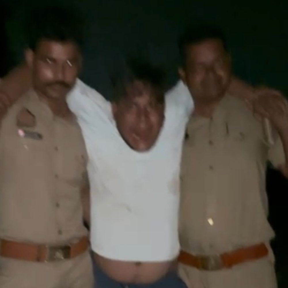 हाथरस में इनामी बदमाश पुलिस एनकाउंटर में गिरफ्तार:दोनों पैर में लगी गोली, 25 हजार का इनाम था