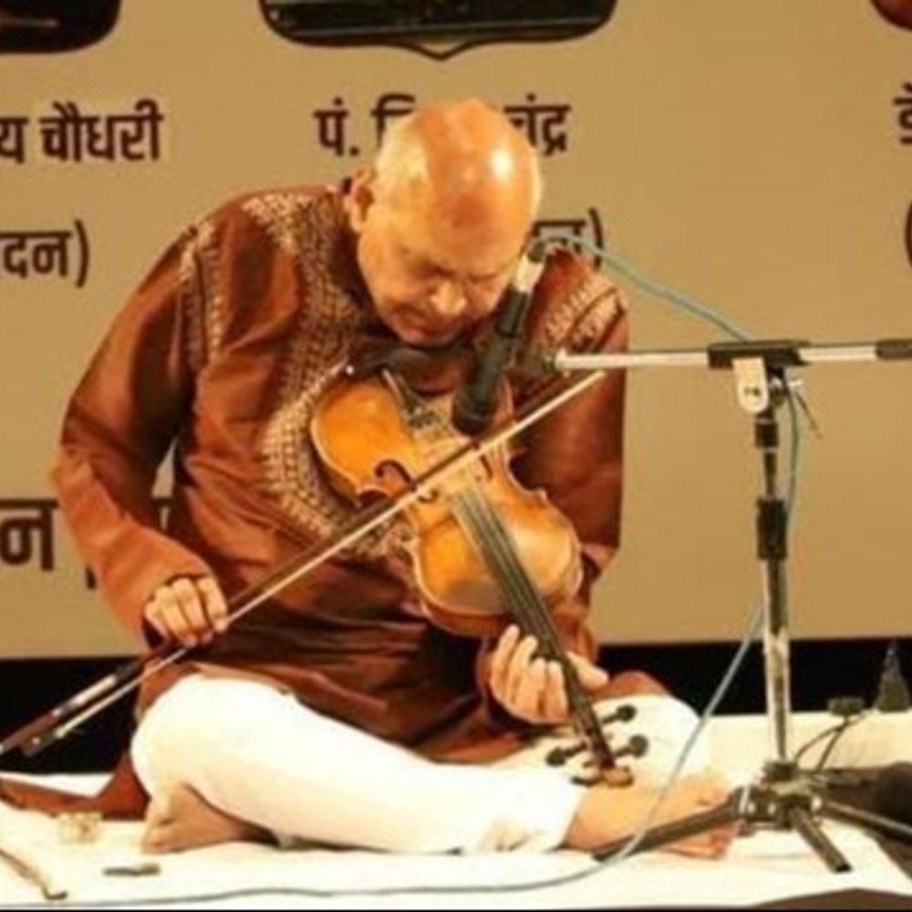 लंदन मे प्रस्तुति देंगे वायलिन वादक पं सुरेश गोस्वामी:15 अक्टूबर को नेहरू सेंटर में देंगे परफॉर्मेंस, तबले पर मनजीत सिंह रसिया करेंगे संगत