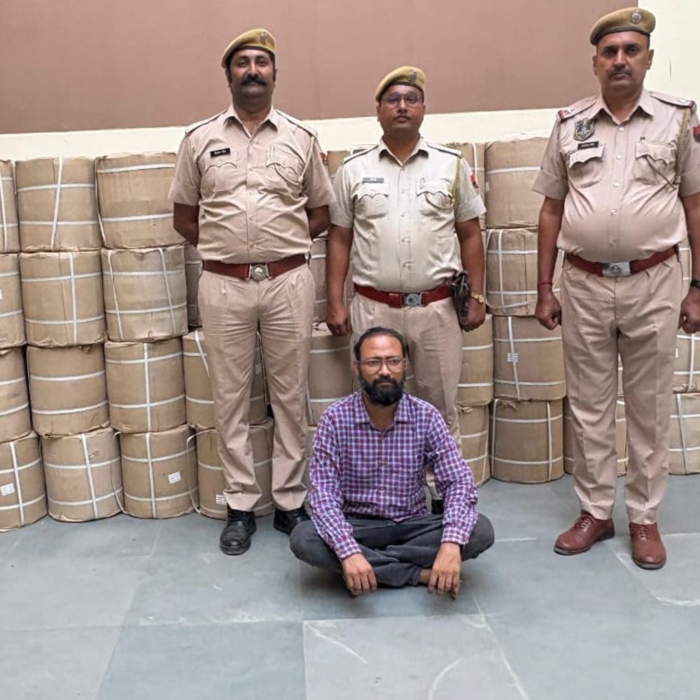 47 लाख 50 हजार का माल हड़पने वाला गिरफ्तार:प्लास्टिक की स्ट्रेप मंगवाकर रकम के लिए देता रहा आश्वासन, दोबारा माल लेकर हुआ था फरार