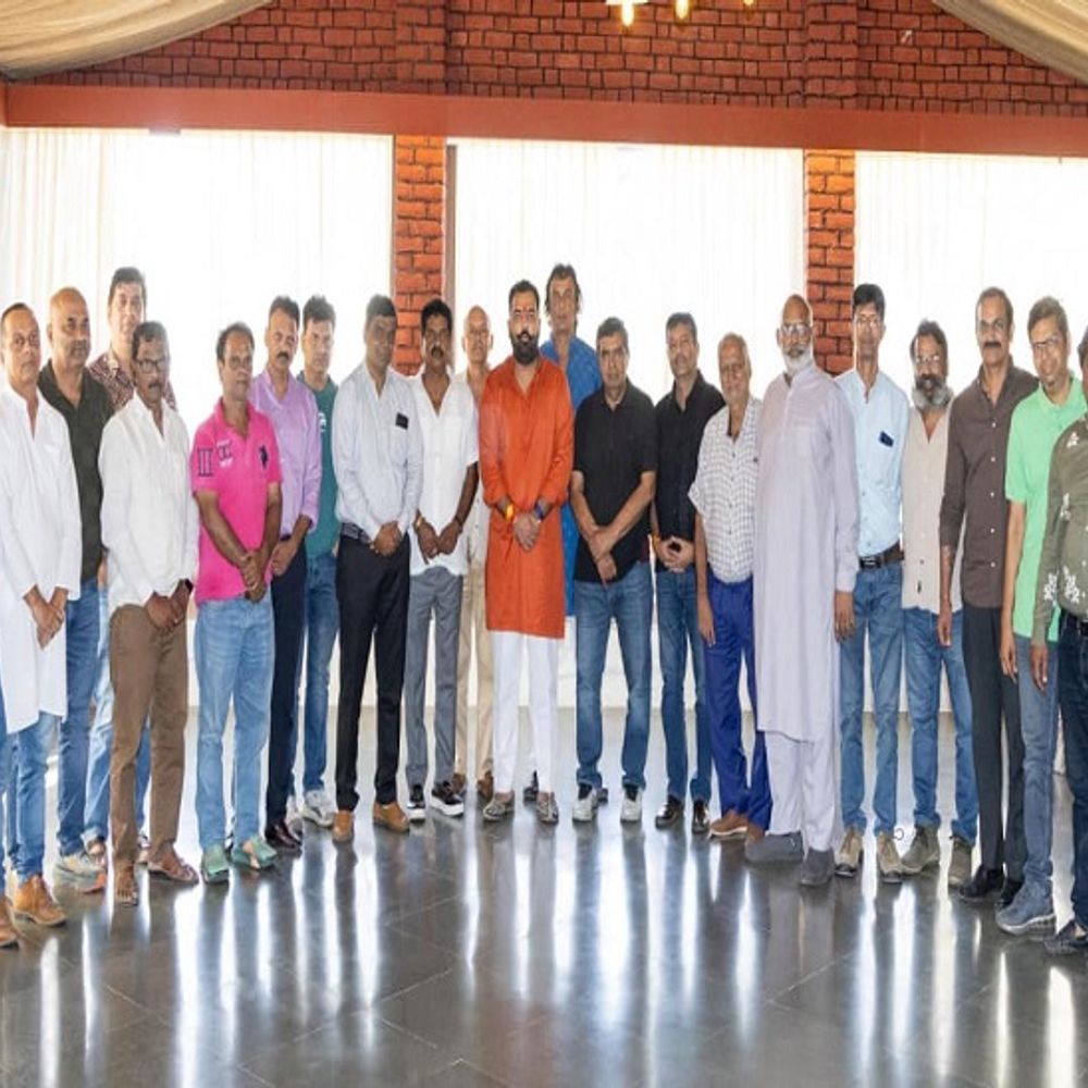 उदयपुर में जिला क्रिकेट संघ के चुनाव आज:लक्ष्यराज सिंह मेवाड़ तीसरी बार बनेंगे अध्यक्ष, 8 पदों के लिए होगी वोटिंग