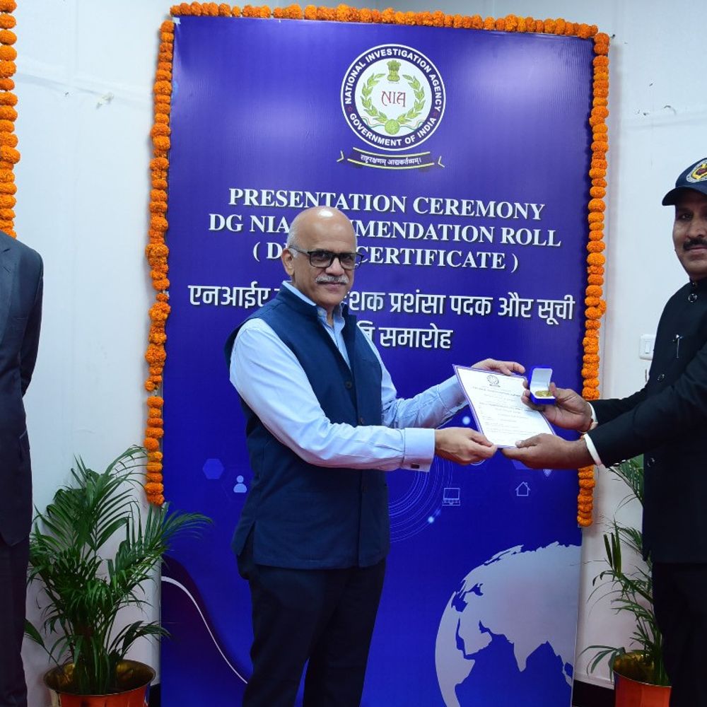 डीडवाना के गिरवर सिंह राठौड़ को डीजी डिस्क गोल्ड मेडल:राष्ट्रीय जांच एजेंसी में उत्कृष्ट सेवाओं के लिए मिला सम्मान