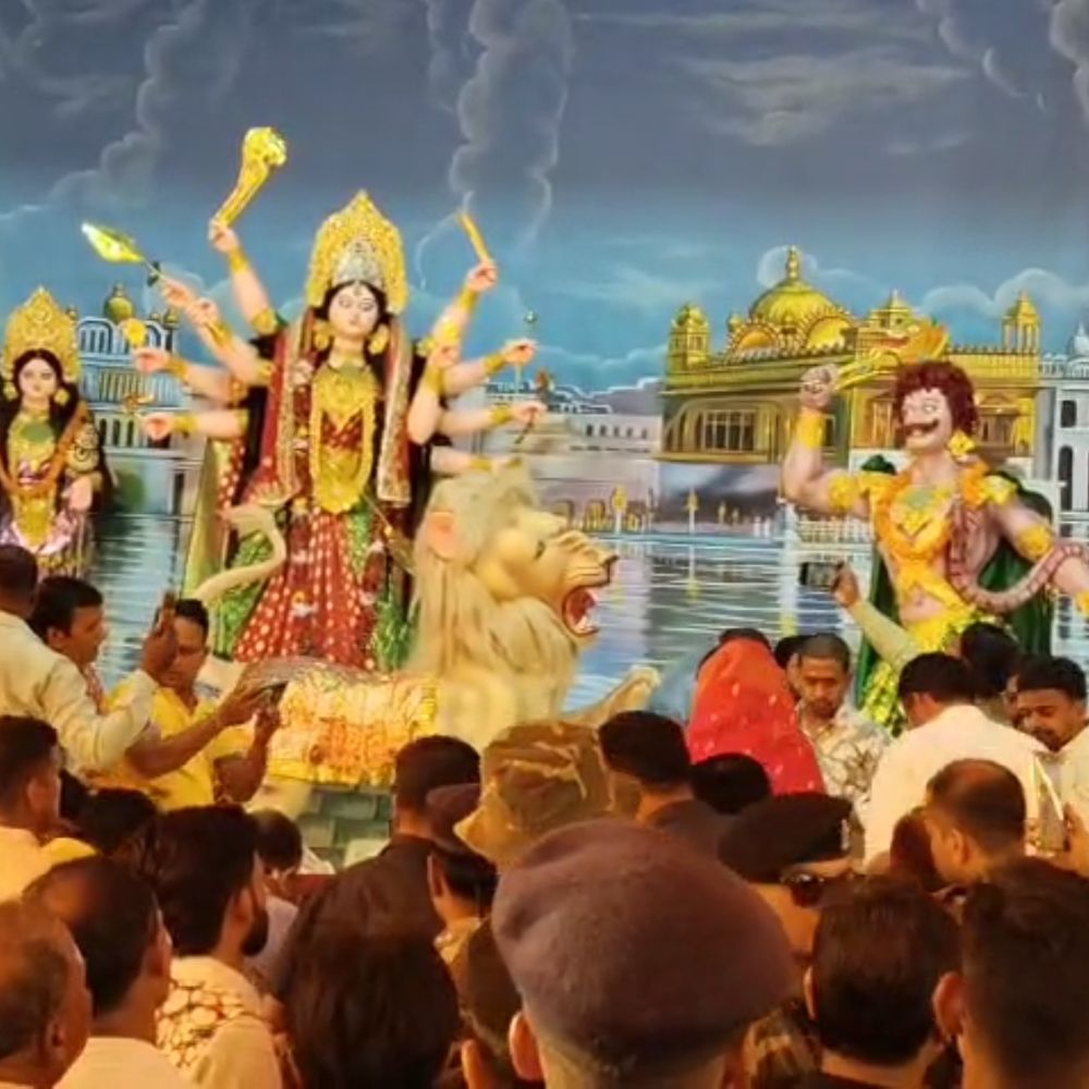 बोकारो सेक्टर-2 में 45वें दुर्गा पूजा महोत्सव का शुभारंभ:  पंडाल गुजरात के नीलकंठ मंदिर की तर्ज पर बना, मंत्री योगेंद्र प्रसाद ने किया उद्घाटन – Bokaro News