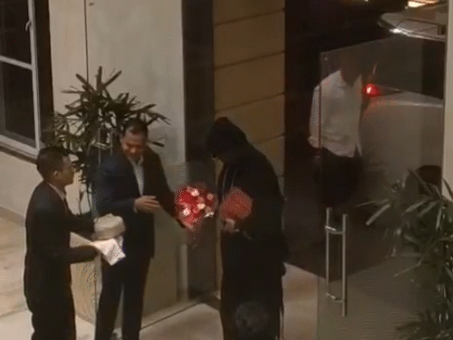 हिमाचल में धुरंधर फिल्म की शूटिंग:रणवीर सिंह और यामी गौतम कसौली पहुंचे; सनावर स्कूल में फिल्माए जा रहे सीन