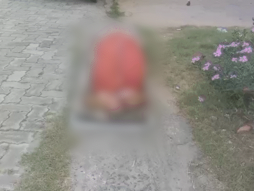 भागलपुर में युवक की हत्या,रेलवे ट्रैक के पास मिला शव:भाभी के लिए दवा लाने घर से निकला था, भाई बोला- जमीन विवाद में चाचा ने मार डाला