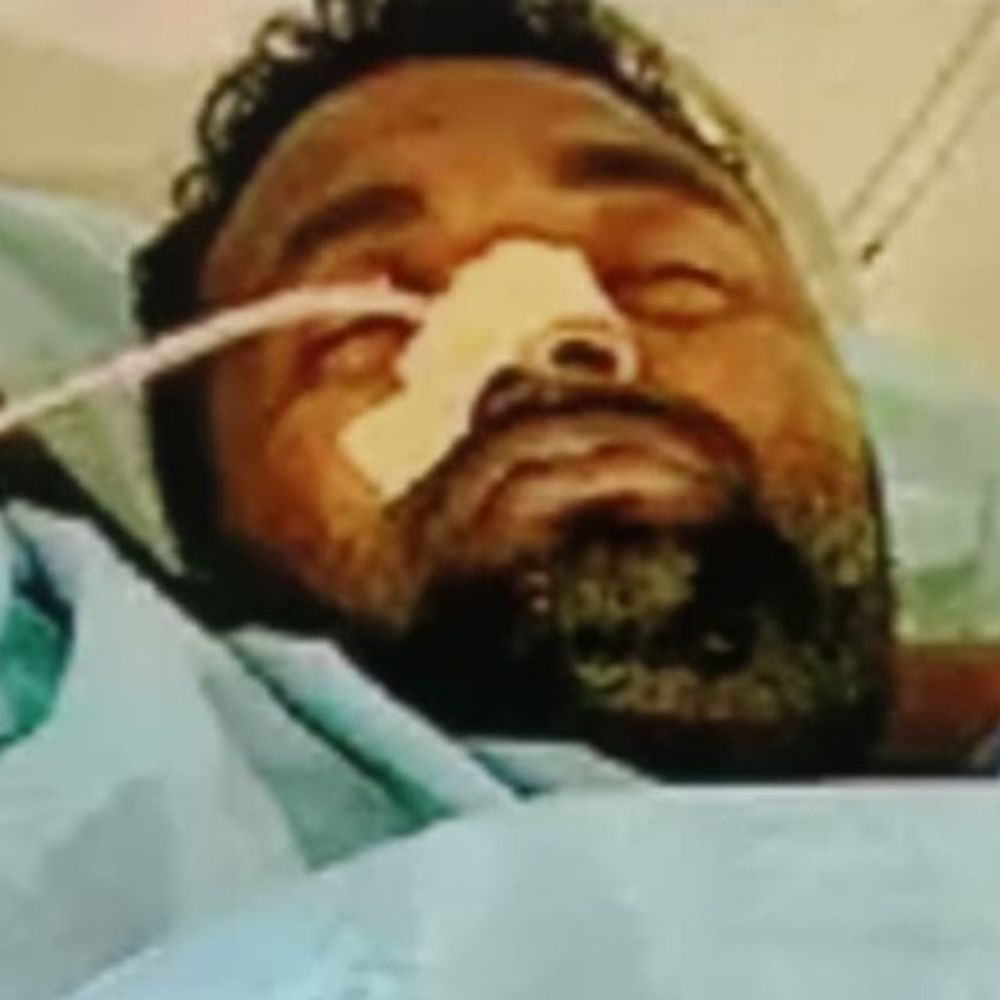 बलिया में टेंट कारोबारी पर चाकू से हमला:पैसा मांगने पर हुआ विवाद, तीन गिरफ्तार
