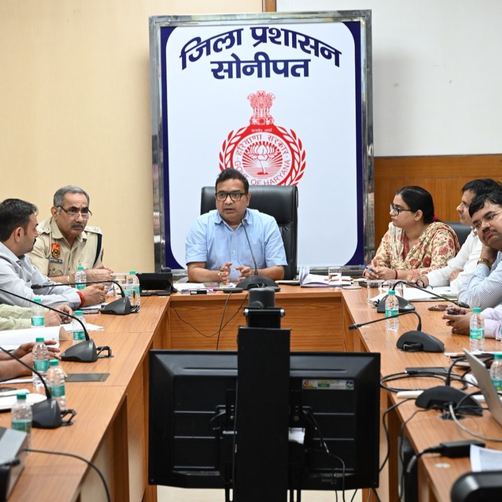 सोनीपत में चोरी के वाहनों पर होगी सख्ती:डीसी बोले-त्योहारों में नहीं लगेगा जाम, ट्रैफिक नियमों का उल्लंघन बर्दाश्त नहीं