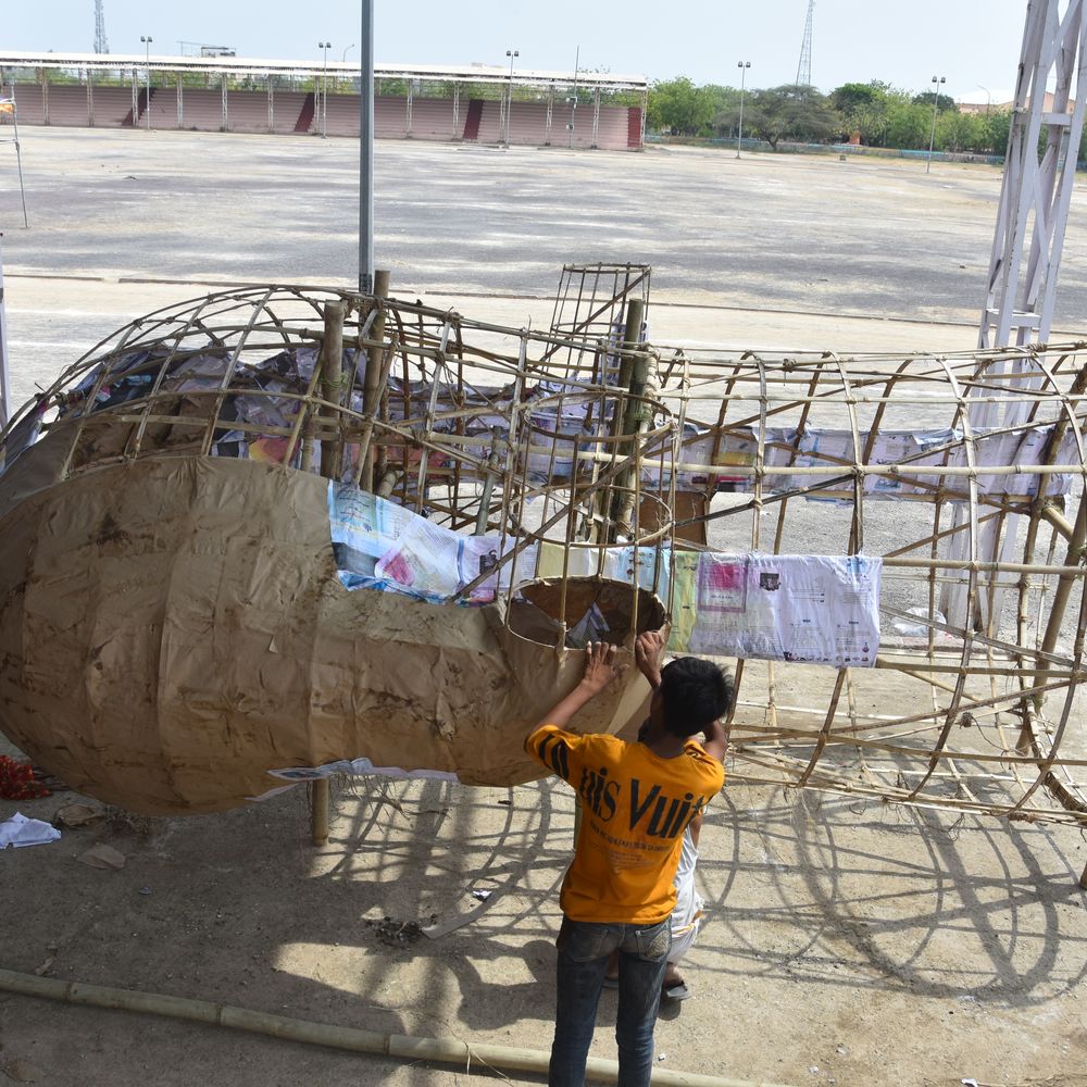 5.50 लाख से तीन पुतले तैयार होंगे:65 फीट लंबा रावण, 55 फीट कुंभकरण व 45 फीट लंबे मेघनाद के पुतले कल जलेंगे