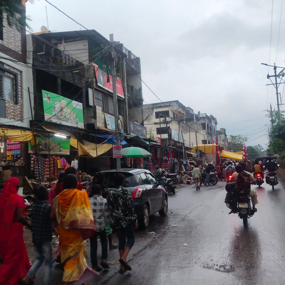 दशहरा पर डिंडोरी पुलिस ने जारी की यातायात एडवाइजरी:कई रूट डायवर्ट, नागरिकों से नियमों का पालन करने की अपील