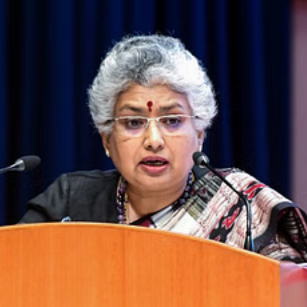 जस्टिस नागरत्ना बोलीं- सरकारी संस्थाएं बेकार केस लड़ रहीं:देश का पैसा और कोर्ट का वक्त बर्बाद हो रहा, इससे बेहतर मध्यस्थता का रास्ता अपनाएं