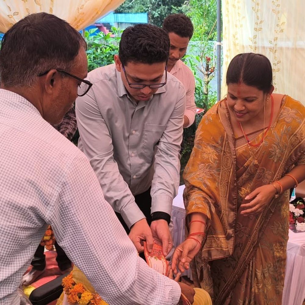 कल्याण वृद्धाश्रम को आदर्श बनाएंगे:अंतरराष्ट्रीय वृद्धजन दिवस पर कलेक्टर ने किया बुजुर्गों का सम्मान