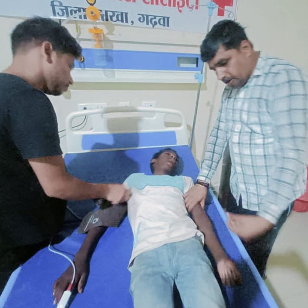 ​​​​​​​गढ़वा में पंडाल पर गिरी आकाशीय बिजली:  7 लोग जख्मी, मची भगदड़; सभी घायल स्वस्थ – Garhwa News