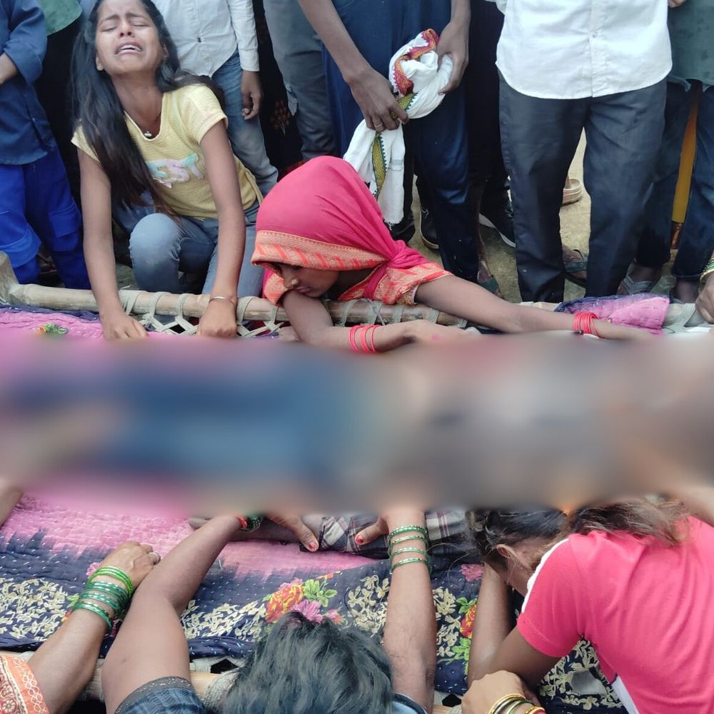 बहरिया में युवक की तालाब में डूबने से मौत:विसर्जन के दौरान हुआ हादसा, शव को पोस्टमार्टम के लिए भेजा