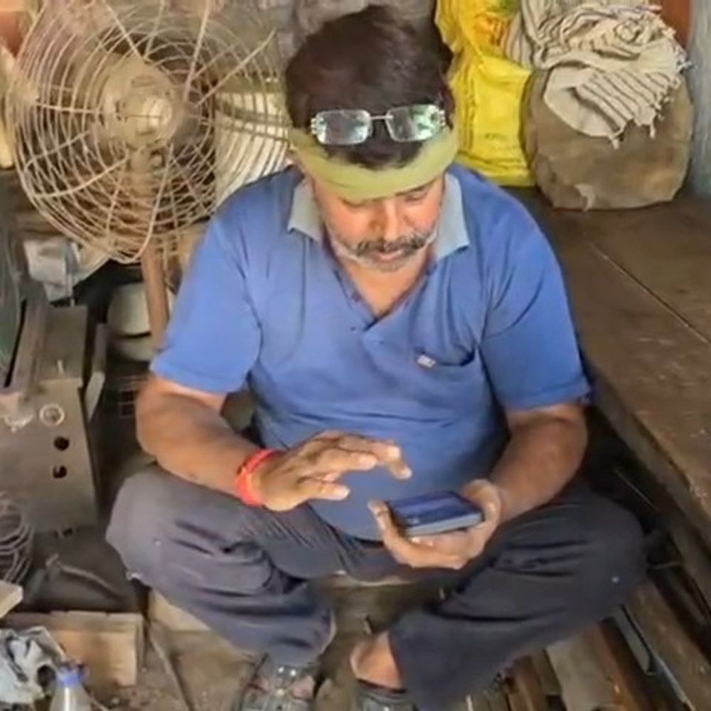 फाजिल्का के वेल्डर को पाकिस्तान से आया फोन:व्यक्ति ने नहीं उठाया, लोगों से सतर्क रहने की अपील, सेना ने भी किया अलर्ट