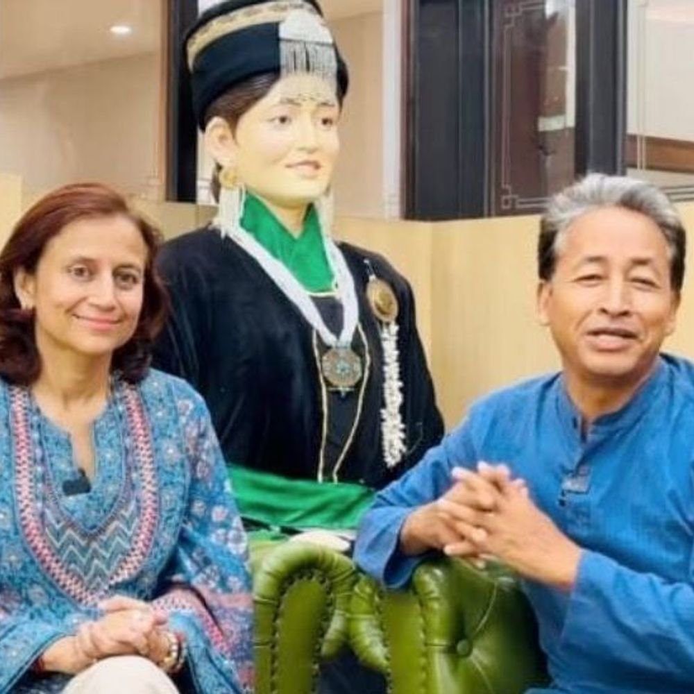 वांगचुक की पत्नी का सवाल- क्या भारत वाकई आजाद है:कहा- पुलिस 3 लाख लद्दाखियों पर अत्याचार कर रही; लेह हिंसा के मजिस्ट्रेट जांच के आदेश