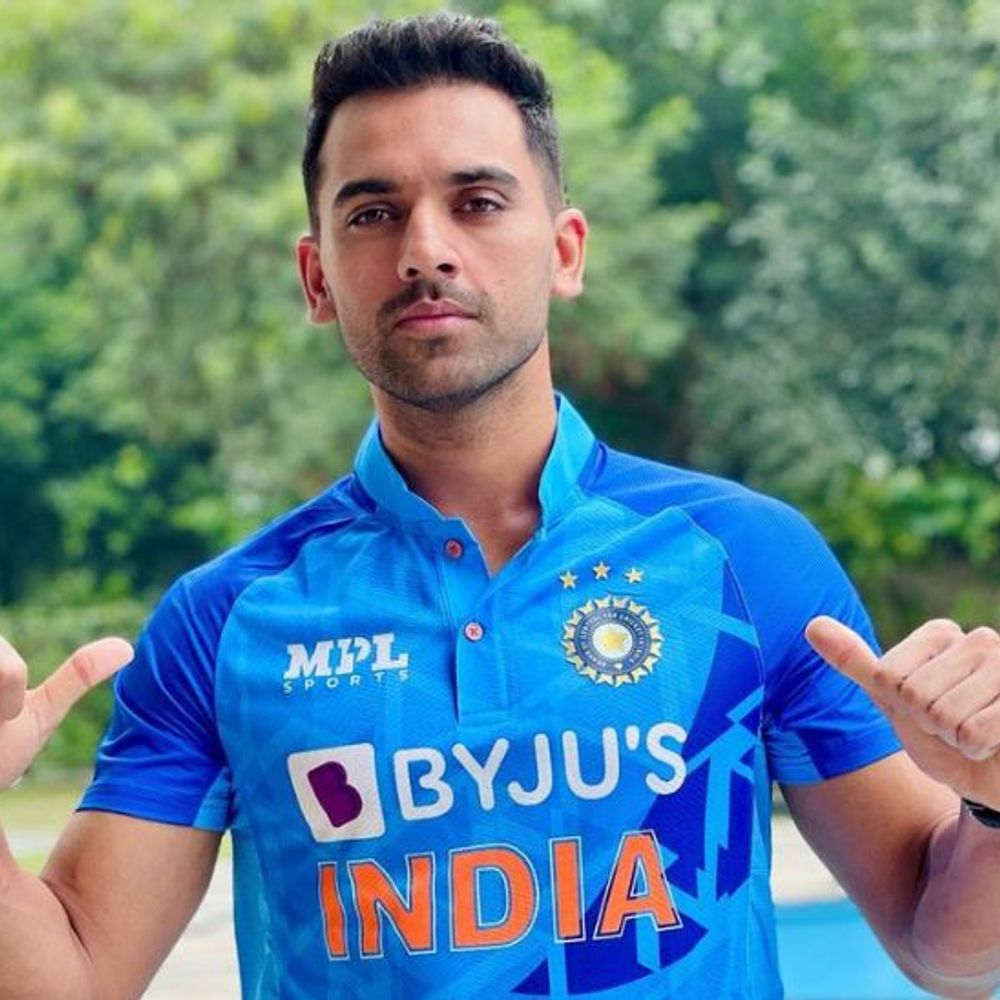 भारतीय क्रिकेटर दीपक चाहर बिग बॉस 19 में आएंगे नजर!:शो में हो सकती है नई वाइल्ड कार्ड एंट्री; क्या अब बदलेगा गेम?